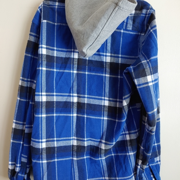 Shirt - Picture 2 of 3